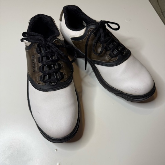FootJoy White and Brown Athletic Golf Shoes Cleats Size 7 GUC - Picture 1 of 8